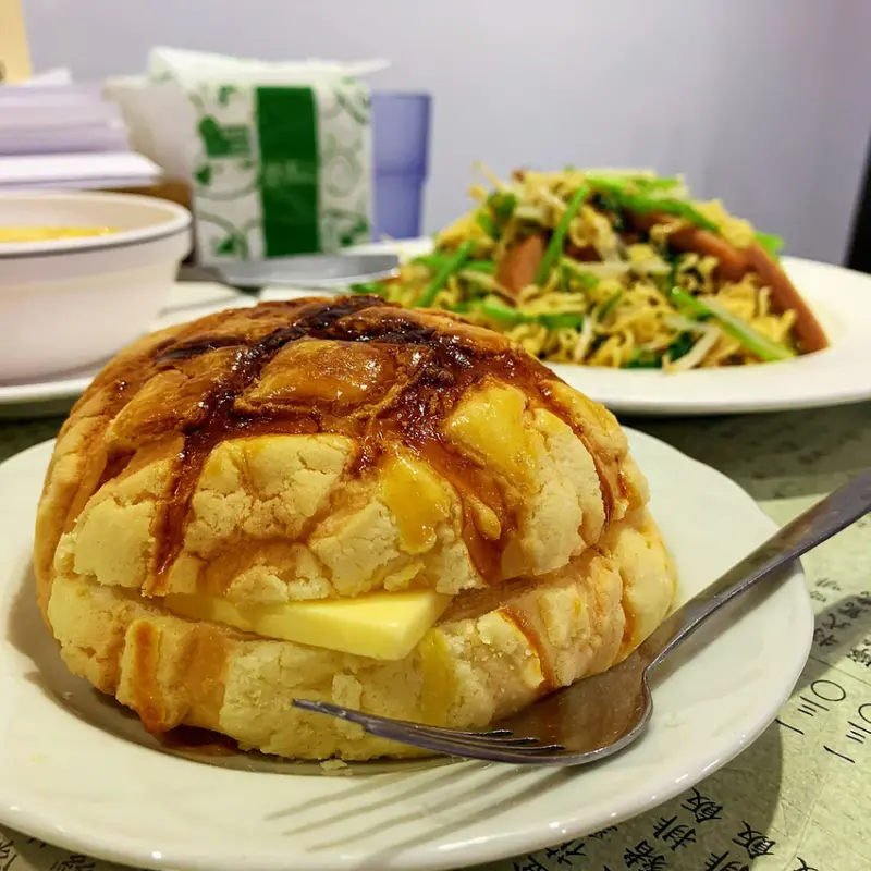 台北東門巷內│香港鑫華茶餐廳：有別在香港旅遊的冷漠經驗│捷運東門站【附菜單】【不限時餐廳】【港式餐廳】