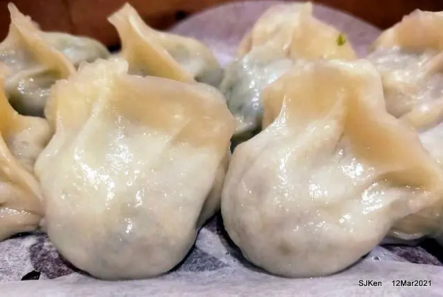 (北捷南京復興站附近美食)「小南門點心世界 - 微風南京店」--- 復刻中華商場昔日美食，道道用心好滋味!