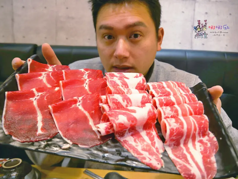 【藝文特區平價火鍋】南平路超值單點日式火鍋~海陸雙拼不用一千元，肉量給的不手軟！ | 哪哪麻