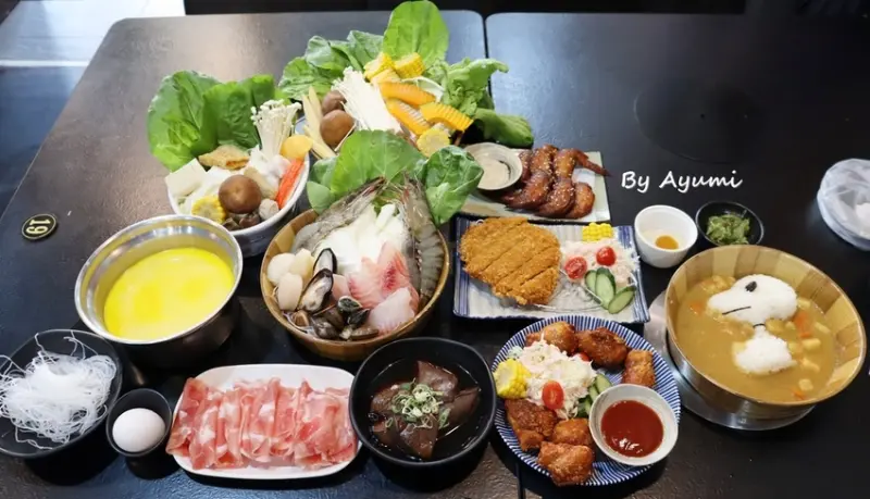 [台南東區聚餐推薦]全家複合式餐飲/超人氣南瓜牛奶鍋/咖哩炸豬排飯/飲品、霜淇淋、肉燥飯、熱飲品、低脂冰淇淋自助吧無限供應