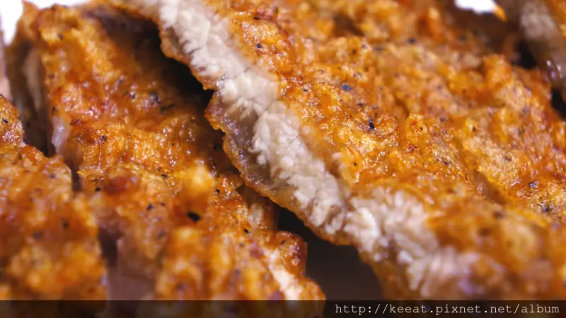 記憶中的古早麵 再來一塊好吃的炸排骨吧-麗珠什錦麵@捷運龍山寺站@萬華