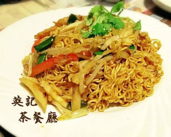 《西門》英記茶餐廳│XO醬炒公仔麵~夠味得好滋味ღ ×平價、美味的好選擇