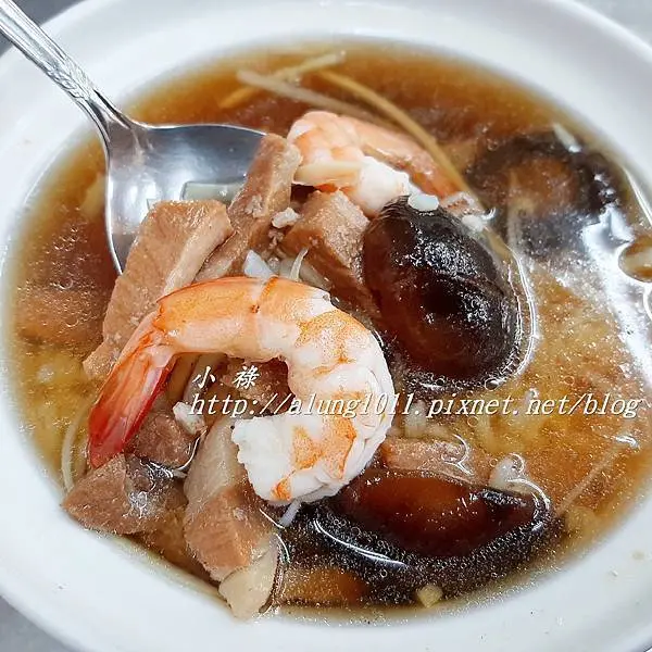 小祿ㄟ小食記 / 石精臼蚵仔煎 / 台南國華街‧永樂市場必吃 / 渡邊直美也愛~~