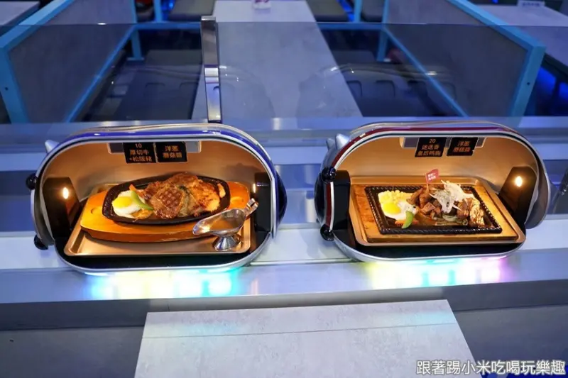 新竹到銀河太空吃牛排。親子超科技感太空船送餐！平價牛排、老饕牛排一次吃足。