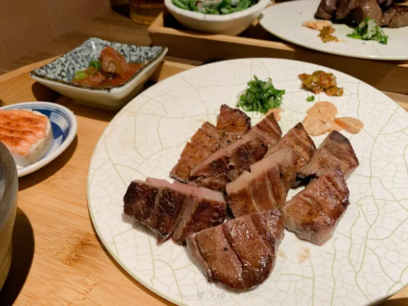 起上小法師,厚切炭燒牛舌專門店,自己決定你要的口感/台北東區美食推薦