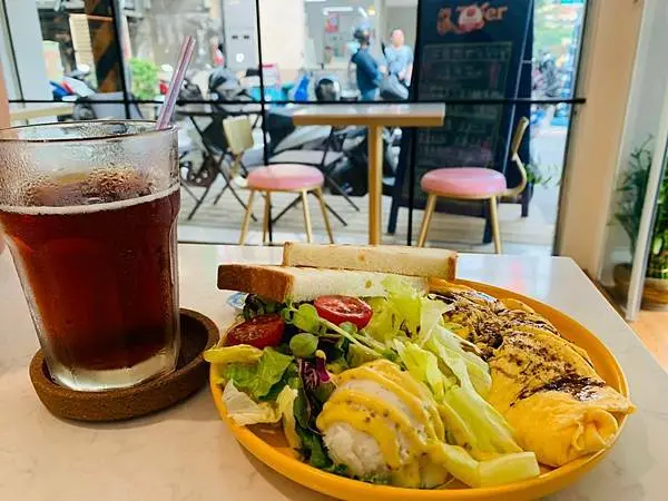 【新北 三重】不要想太多//早午餐店現在推出超值早餐菜單 CP值高早餐盤 營養豐盛又便宜 不要想太多想吃就吃!