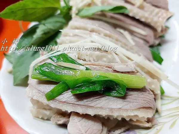 屏東夜市老牌鵝肉 / 精湛手藝一級棒 / 讓人一吃就愛上的鵝肉 ♡