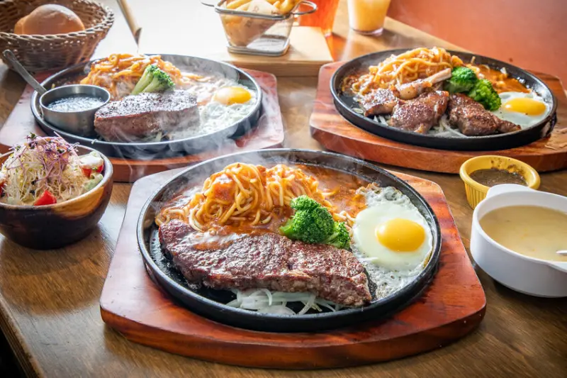 新北市中和區知名度牛排｜大口吃肉的好地方，鐵板滋滋響的台式牛排最讚！