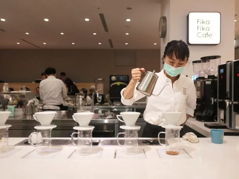 台北信義—Fika Fika Cafe｜雙料咖啡烘焙冠軍頭銜｜市政府、遠百A13