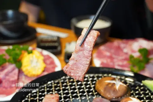 逢甲燒肉推薦 │ 秋今醉 雙人888和牛、無骨牛小排、生食級干貝、天使紅蝦全上桌還有飲料冰品無限吃到飽