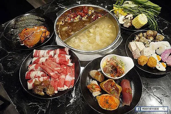 台北公司聚餐吃到飽【嗨蝦蝦百匯鍋物吃到飽光復店】海鮮控看過來！超狂百種食材799吃到飽！台北松山美食/台北火鍋吃到飽