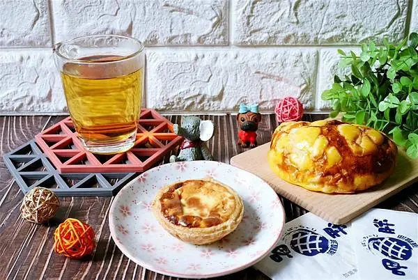 三重美食-呷胖菠蘿油ぽっちゃり.菠蘿麵包和葡式蛋塔買三送一超優惠.三重烘焙坊.近三重國小捷運站