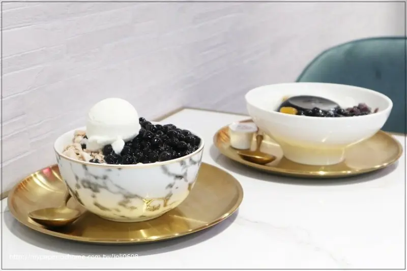 【天下奇冰Icever】桃園店~桃園冰品推薦 桃園質感冰店 專利冰品店 獨創鑽石雪花脆冰 必點天下珍奶冰&綜合仙草奶凍