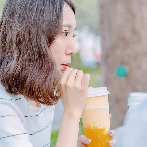 全台獨家首創七彩水果奶蓋茶，綿密的哈密瓜、香蕉奶泡，神岡飲料推薦 | 【台中 神岡區】白鬍泡泡 BOHO POPO