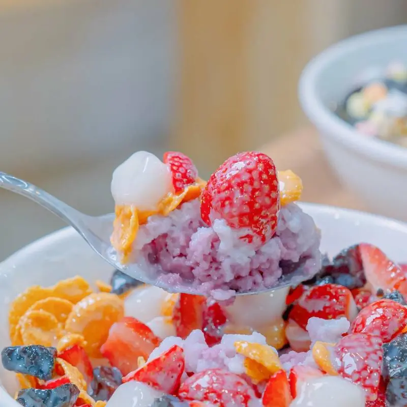 多種口味和配料的傳統水冰，夏天清涼健康的首選 | 【屏東 屏東市】Deer Grassland鹿仔草冰店-屏東民權店