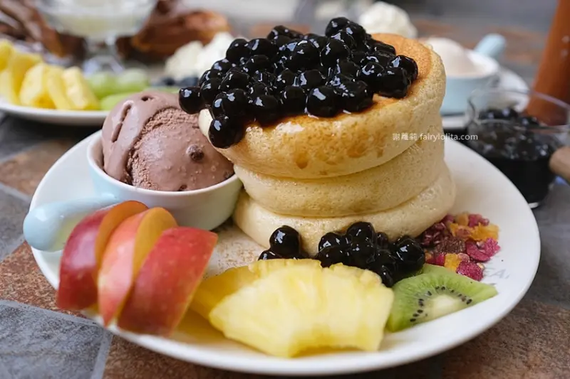 近50種口味義式冰淇淋任你挑，期間限定4個月，必吃隱藏版爆餡舒芙蕾！