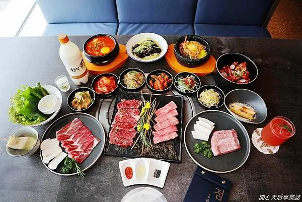 台北信義區餐酒館『虎三同韓食燒肉餐酒』頂級韓食燒肉餐酒館,高檔韓式燒肉.豐富韓式小菜吃到飽,好享受！信義區景觀餐廳推薦~