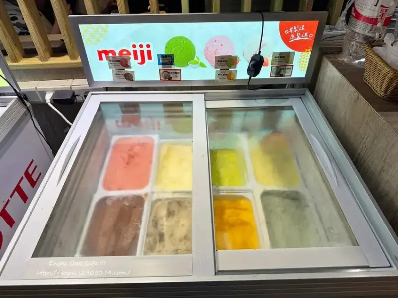 竹北-竹間精緻鍋物 ✔蔬食自助吧✔明治冰淇淋、飲料請自取✔個