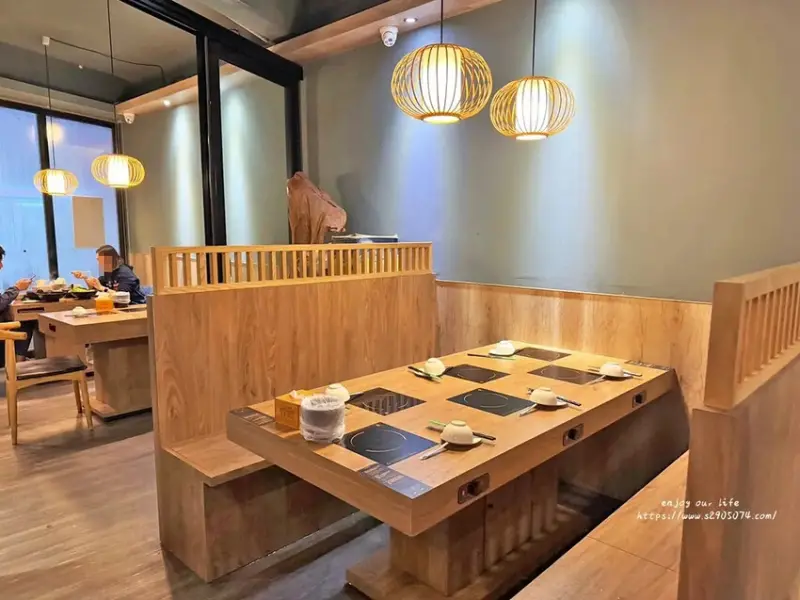 竹北-竹間精緻鍋物 ✔蔬食自助吧✔明治冰淇淋✔個人鍋飲料