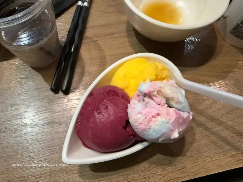 竹北-竹間精緻鍋物 ✔蔬食自助吧✔明治冰淇淋、飲料請自取✔個