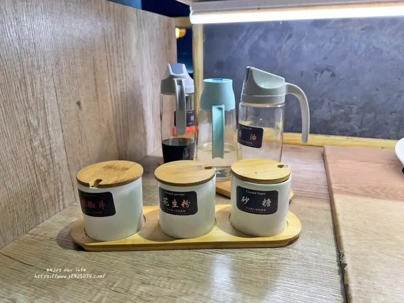 竹北-竹間精緻鍋物 ✔蔬食自助吧✔明治冰淇淋、飲料請自取✔個