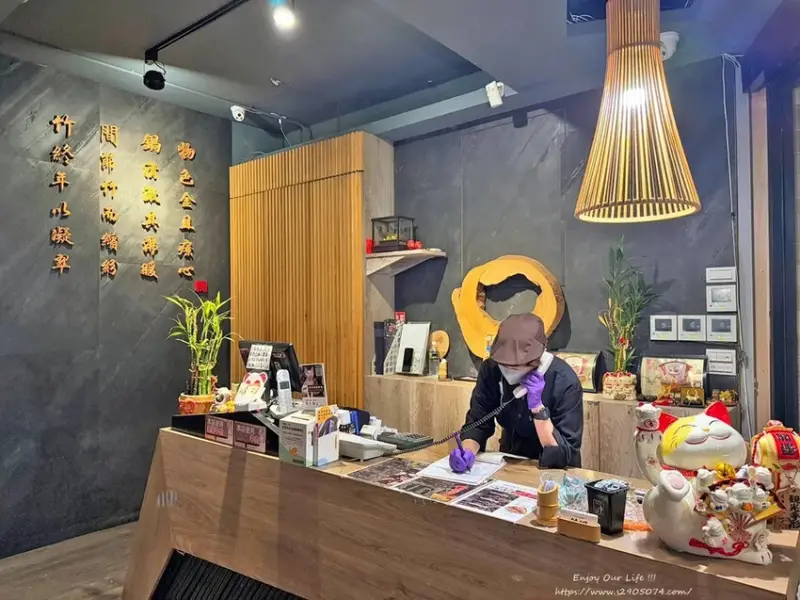 竹北-竹間精緻鍋物 ✔蔬食自助吧✔明治冰淇淋✔個人鍋飲料