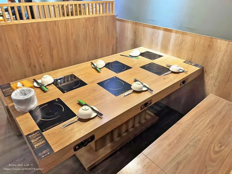 竹北-竹間精緻鍋物 ✔蔬食自助吧✔明治冰淇淋✔個人鍋飲料