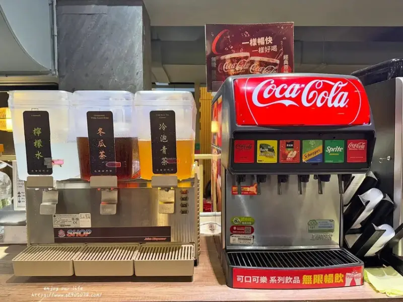 竹北-竹間精緻鍋物 ✔蔬食自助吧✔明治冰淇淋、飲料請自取✔個