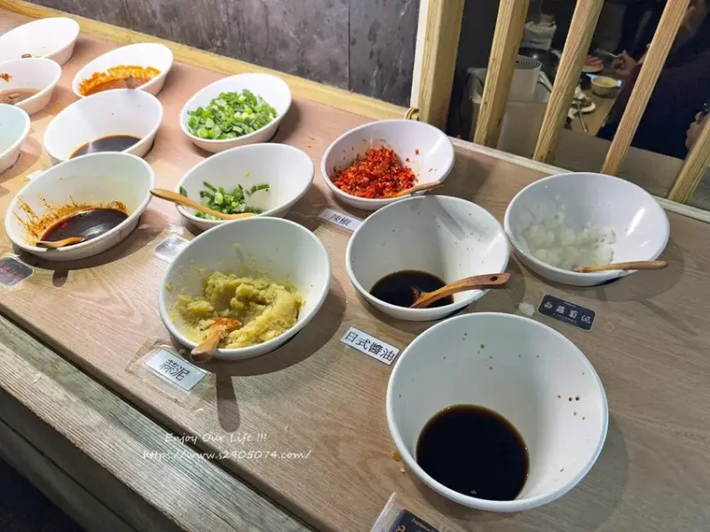 竹北-竹間精緻鍋物 ✔蔬食自助吧✔明治冰淇淋、飲料請自取✔個