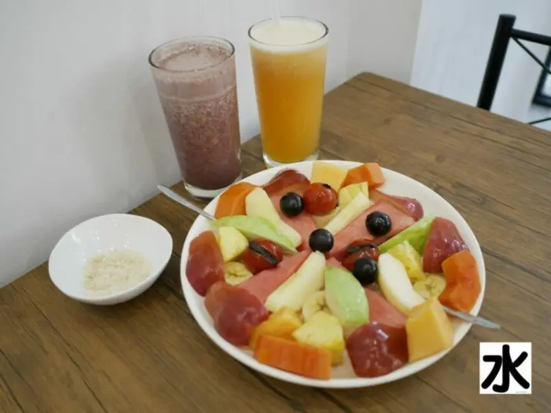 【食記】台南冰店~品馨冰菓室-果汁.冰品.水果切盤.水果禮盒@中西區台南醫院 : 食材用心.值得肯定的台南水果店