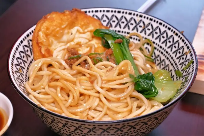 掬水舍人文茶館｜台中複合式簡餐餐廳！辦公聚會新選擇！多樣豐富餐點！台中簡餐推薦、西屯簡餐推薦、台中茶館推薦、台中咖啡廳推薦、西屯咖啡廳推薦