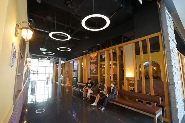 【台南吃到飽】二鍋｜Focus11樓，超便宜吃到飽！牛五花 霜降牛 土雞肉 櫻桃鴨，各種肉品吃到飽！