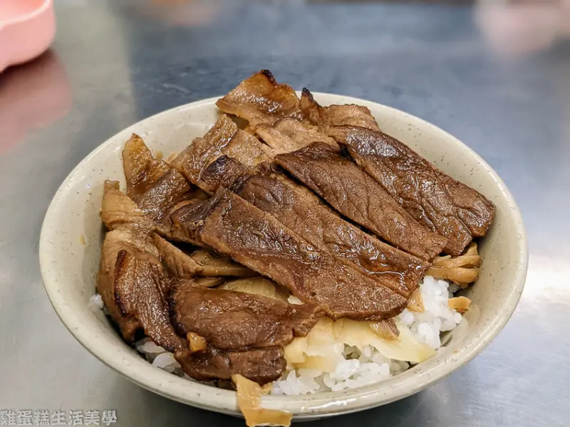 【台南食記】永樂燒肉飯 - 甜在心裡口難開，用餐時間生意超好