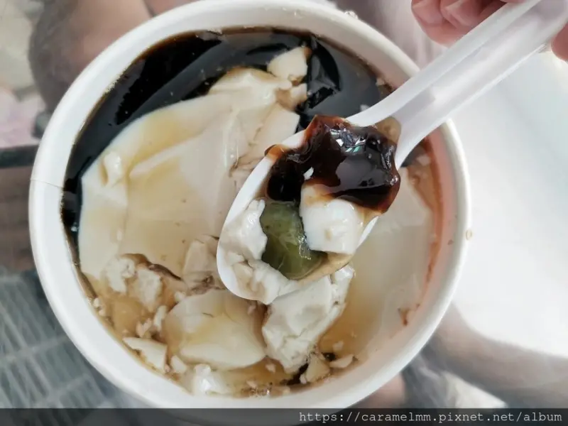 【苗栗銅鑼】温記仙草豆花屋 銅鑼美食推薦 銅鑼銅板美食 銅鑼傳統小吃 苗栗仙草 苗栗豆花 古早味配料 養身甜品