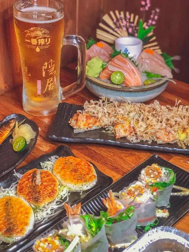 『新北美食』-《隱居》-🌸江子翠爆好吃居酒屋店∣日式料理/板橋美食/捷運美食