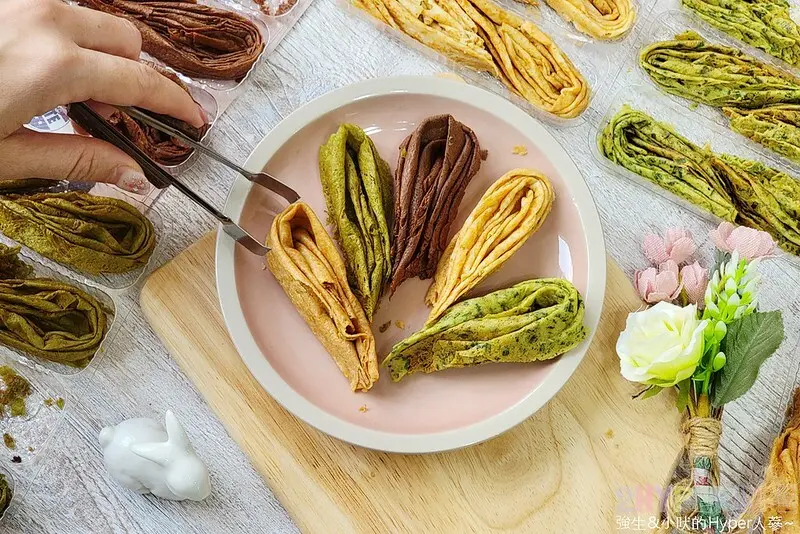 多種口味水滴型蛋捲每日現作、沒預訂很容易撲空！加Line好友可享優惠價~