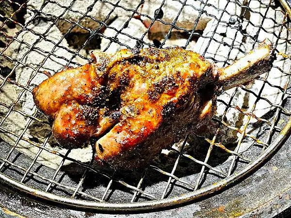 【名炙炭火燒肉】新北三重。澳洲和牛。燒烤吃到飽