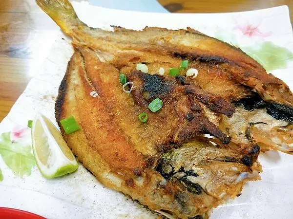 美食【馬祖。津沙小館】老酒麵線、一夜干必點｜南竿津沙聚落｜內含完整菜單