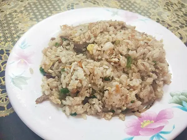 美食【馬祖。佳佳小吃館】南竿小吃館｜簡單麵食｜內含完整菜單