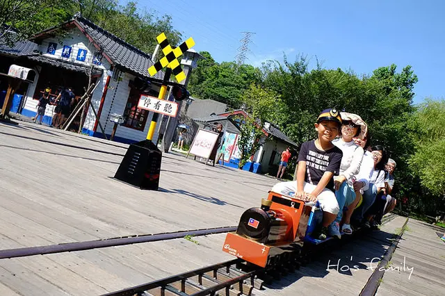[新竹]ㄅㄨㄅㄨ！搭乘幸福小火車通往愛情車站～合興車站
