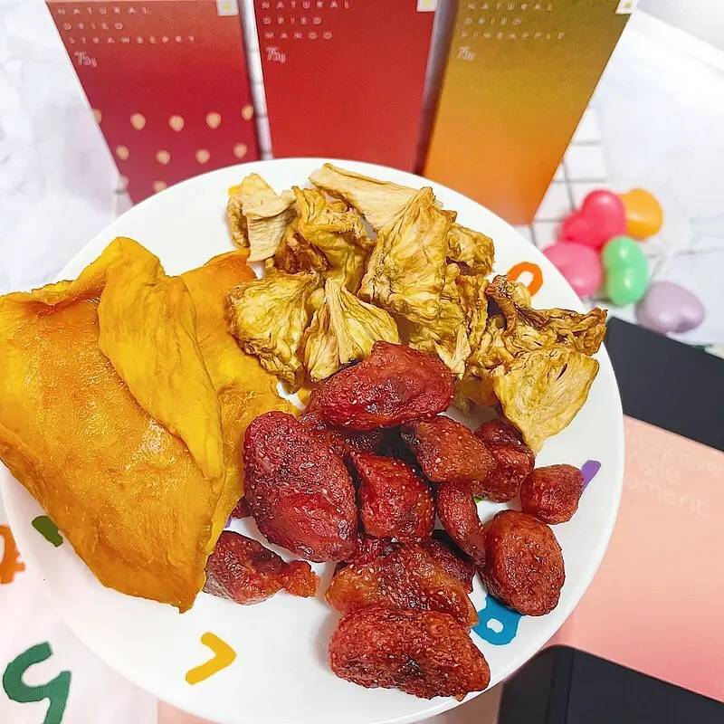 { 宅配團購 } 米白生活 台灣在地水果真實果乾 無防腐劑無色素吃得好安心 送禮除了一般款還另有客製化禮盒