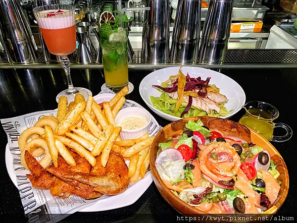 【天母餐酒館】IcoNiq Bistro & Bar愛摳尼克餐酒館。完全不輸餐廳現做美味餐點，包廂可以唱歌！IcoNiq Bistro菜單