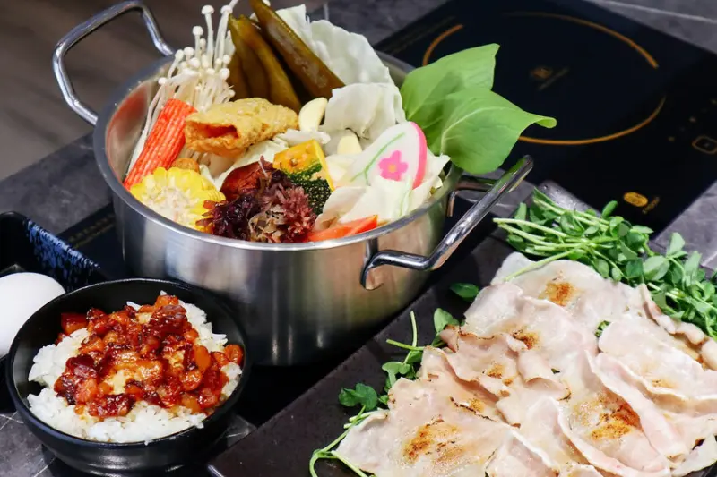 百鍋匯。北投火鍋新開幕！退休夫婦的真性情廚房，炙燒松阪豬、家傳滷肉飯吮指美味