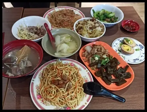 精選銅板美味【胖媽炒麵】 台中人道地的早餐~就是美味的炒麵!!👍👍