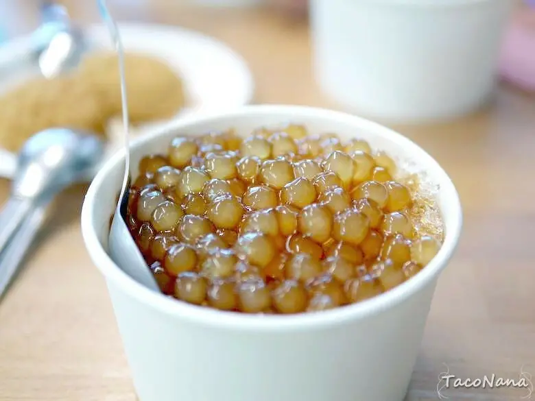 貓空冰品》搭乘貓纜尋美食，山上的文青風小店│山樁豆花