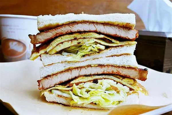 市政府美食-吐司股長 松菸文創店.古早味炭烤土司、烤菠蘿堡.松菸早午餐推薦.近市政府捷運站