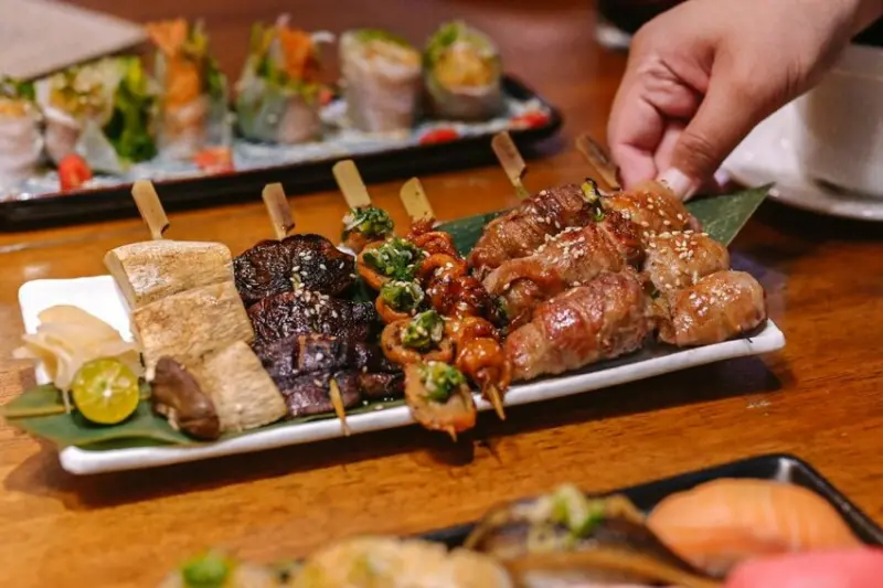 高質感居酒屋竟有日式料理及精緻台菜料理，聚餐好去處一路微醺到凌晨！