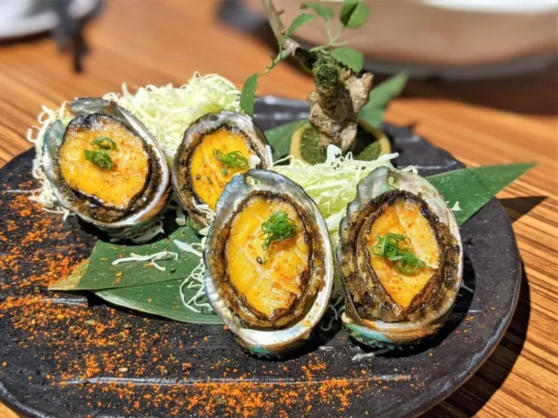 漁聞樂海鮮料理｜一級戰區海鮮新鮮直送！必吃蒜蒸龍蝦鮮度破表！超值四人海鮮套餐只要3880！東區海鮮餐廳推薦、忠孝敦化海鮮餐廳推薦、東區海鮮推薦、忠孝敦化海鮮推薦