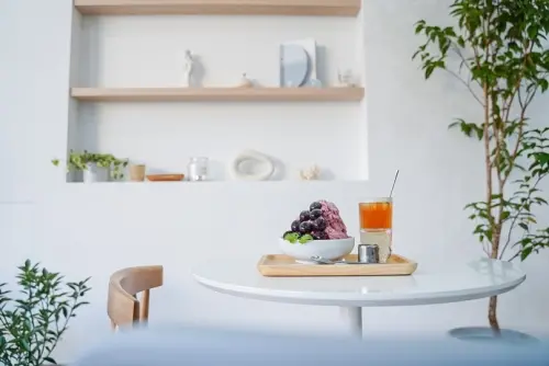 | 高雄美食 |純白沁涼最美最韓冰店/真材實料的雪花冰CP超高/Mei Hsuan 美宣冰舖