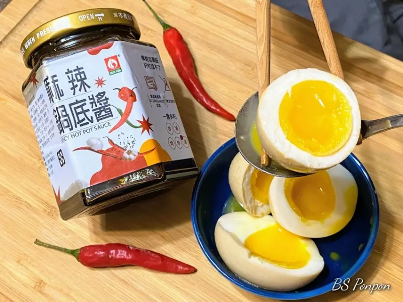 台塑-全素麻辣鍋底醬，看我大胖師上菜之麻辣三重奏之 2  ✖   麻辣溏心蛋